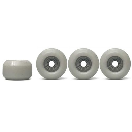 Fingerboard wheels with bearings