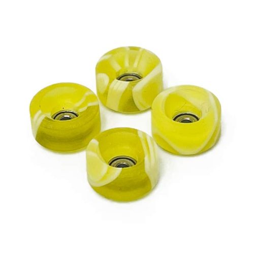 Fingerboard swirl wheels with bearings