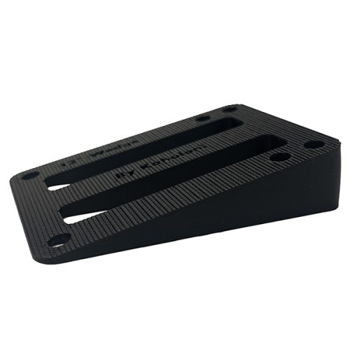 Vinkel risers for longboards