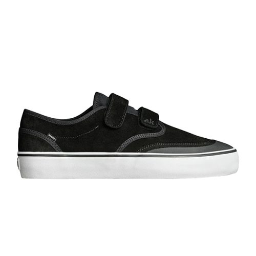 Globe skateboard shoes